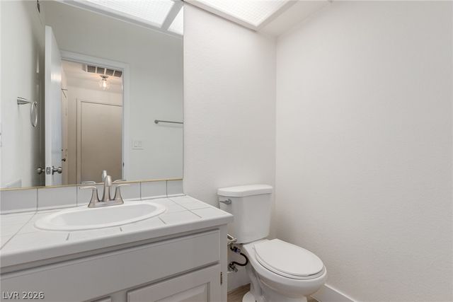 861 Vegas Valley Drive, Las Vegas, NV 89109