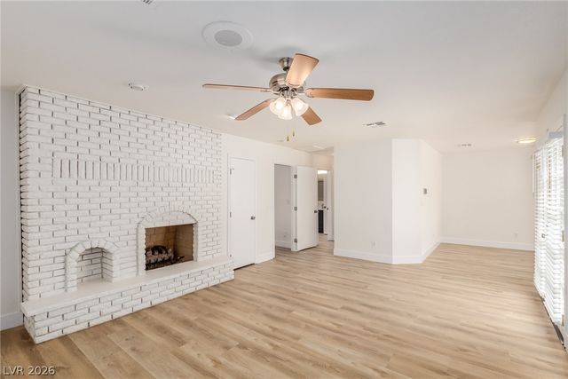 861 Vegas Valley Drive, Las Vegas, NV 89109