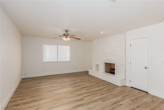 861 Vegas Valley Drive, Las Vegas, NV 89109