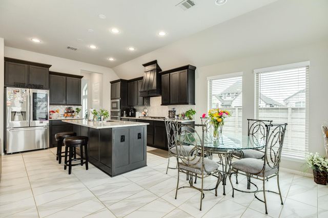 5138 Walnut Grove Lane, Manvel, TX 77578