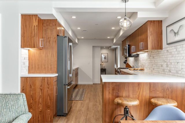 431 Capp Street A, San Francisco, CA 94110