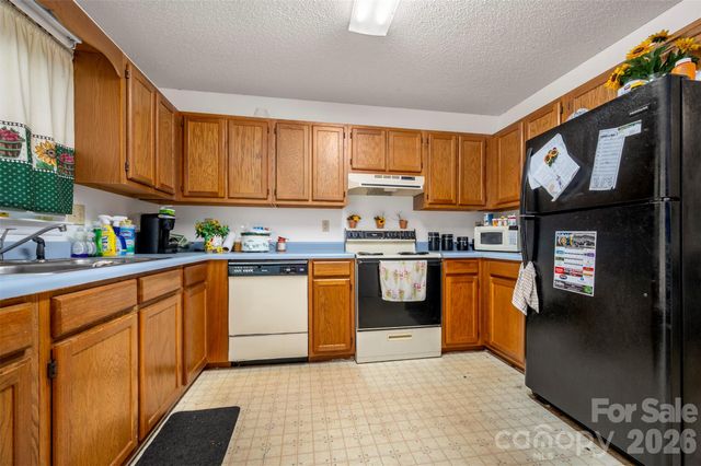 143 Big Springs Avenue, Forest City, NC 28043
