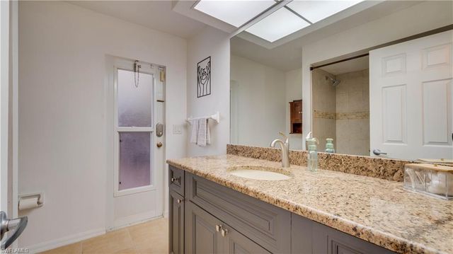 2821 SE 8th AVE, Cape Coral, FL 33904