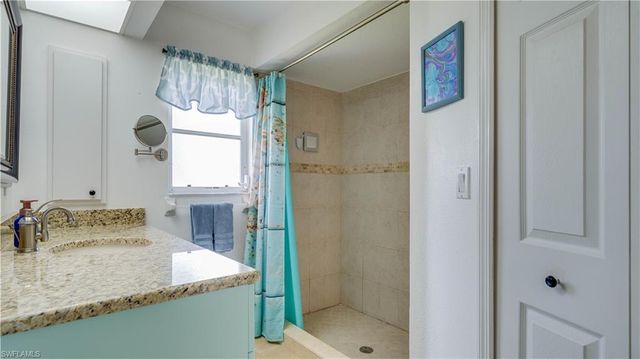 2821 SE 8th AVE, Cape Coral, FL 33904