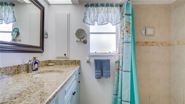 2821 SE 8th AVE, Cape Coral, FL 33904