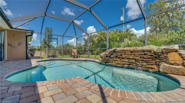 2821 SE 8th AVE, Cape Coral, FL 33904