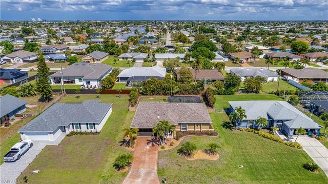 2821 SE 8th AVE, Cape Coral, FL 33904