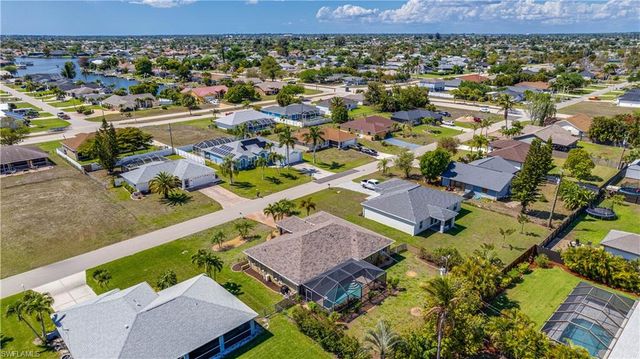 2821 SE 8th AVE, Cape Coral, FL 33904