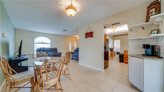 2821 SE 8th AVE, Cape Coral, FL 33904