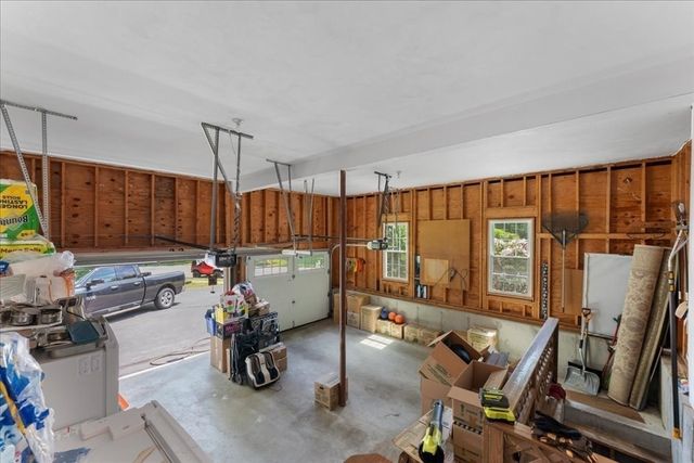 2 Harrison Pl, Franklin, MA 02038