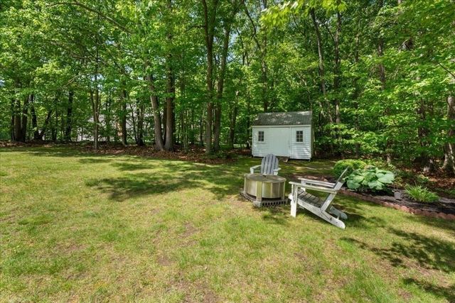 2 Harrison Pl, Franklin, MA 02038