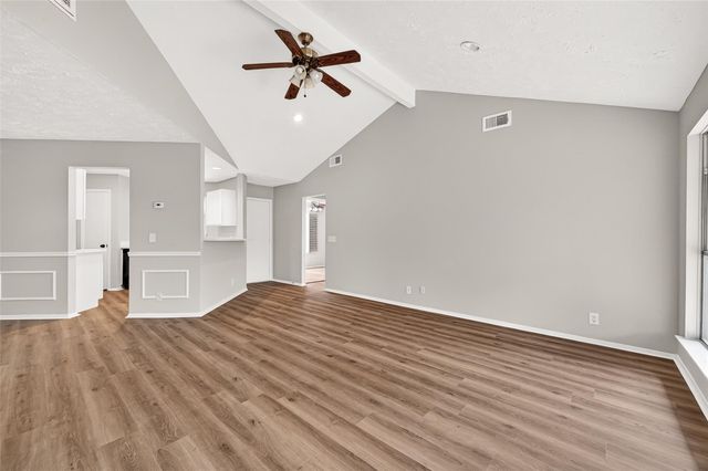 18611 Spinney Lane Drive, Cypress, TX 77433