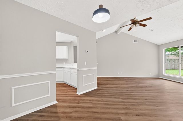 18611 Spinney Lane Drive, Cypress, TX 77433