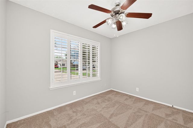 18611 Spinney Lane Drive, Cypress, TX 77433