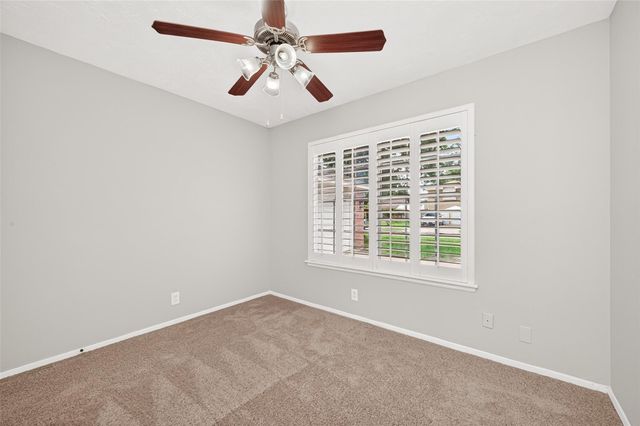18611 Spinney Lane Drive, Cypress, TX 77433