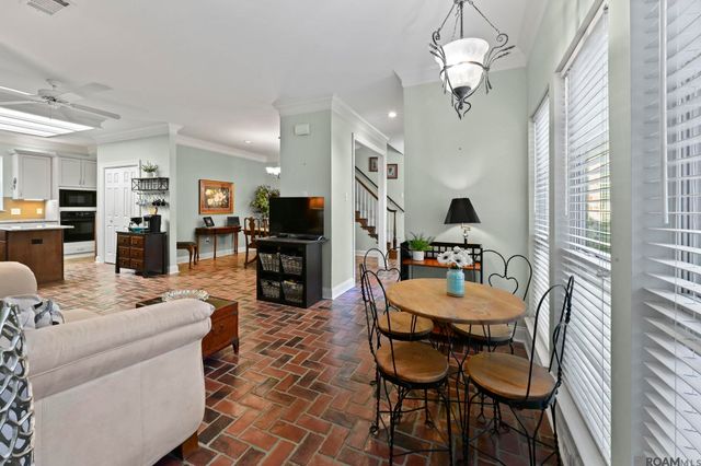 4014 Indian Run Dr, Baton Rouge, LA 70816