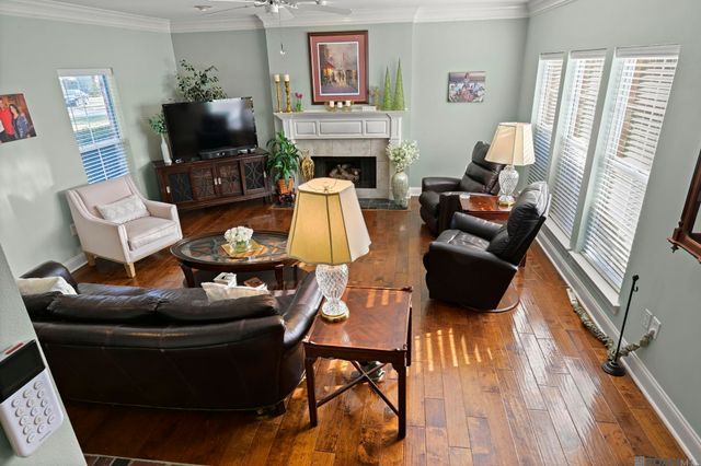 4014 Indian Run Dr, Baton Rouge, LA 70816