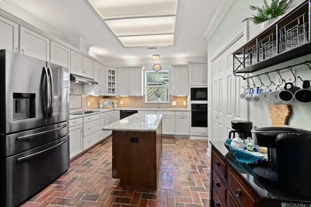 4014 Indian Run Dr, Baton Rouge, LA 70816