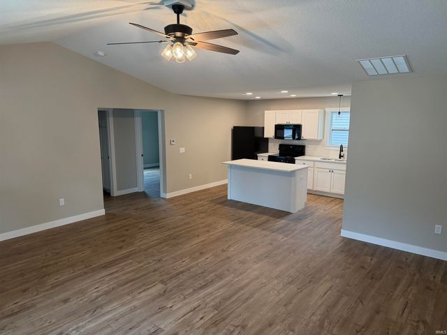 901 Dorwin Street, Decatur, IN 46733