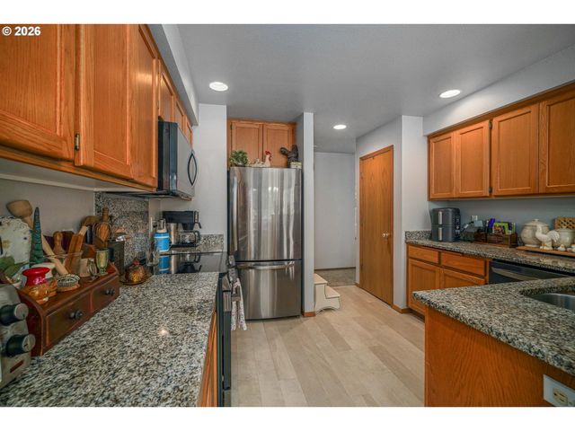 733 Sitka Deer Ct Nw, Salem, OR 97304