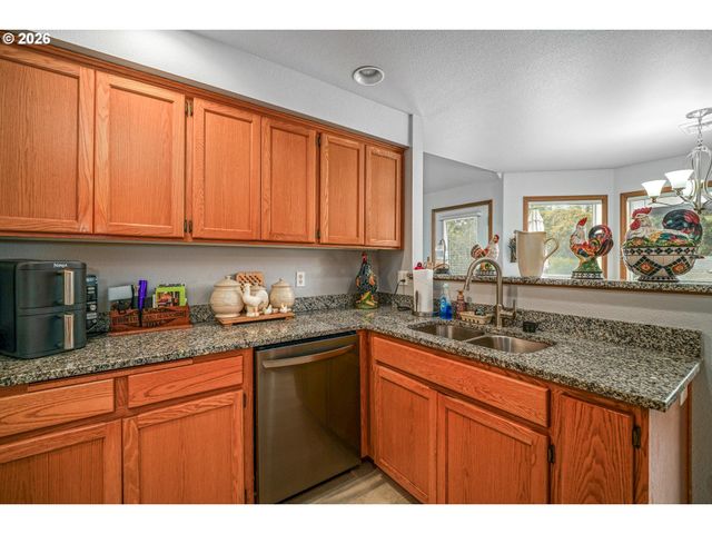 733 Sitka Deer Ct Nw, Salem, OR 97304