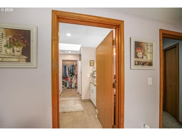 733 Sitka Deer Ct Nw, Salem, OR 97304