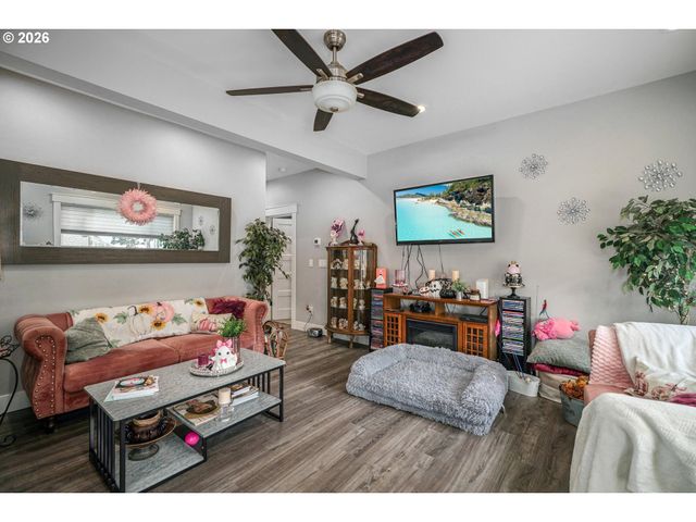 733 Sitka Deer Ct Nw, Salem, OR 97304