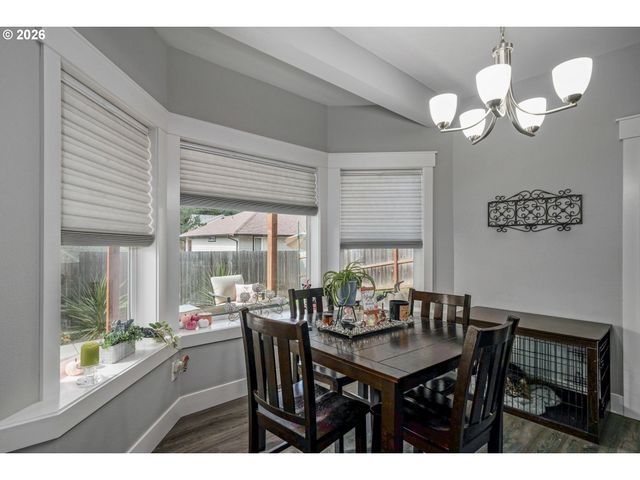 733 Sitka Deer Ct Nw, Salem, OR 97304