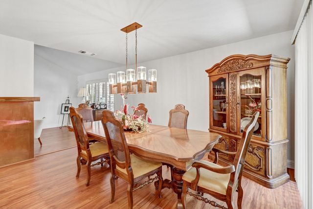 2044 University Park Drive, Sacramento, CA 95825