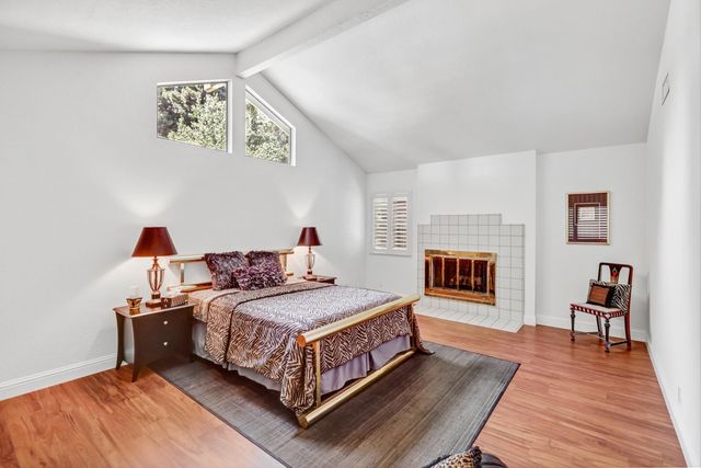 2044 University Park Drive, Sacramento, CA 95825