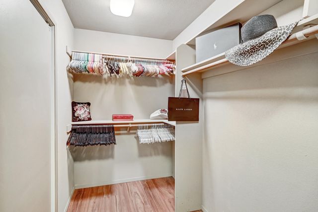 2044 University Park Drive, Sacramento, CA 95825