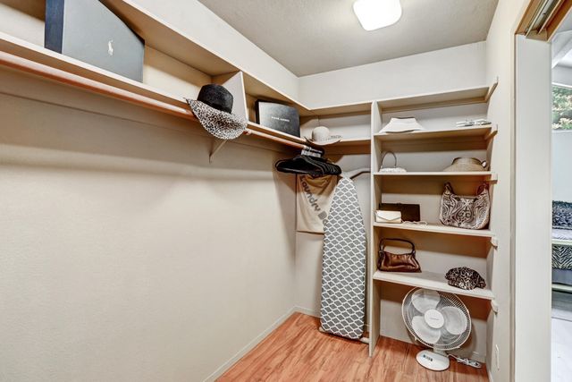 2044 University Park Drive, Sacramento, CA 95825
