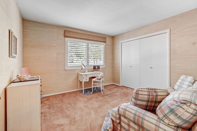 2044 University Park Drive, Sacramento, CA 95825