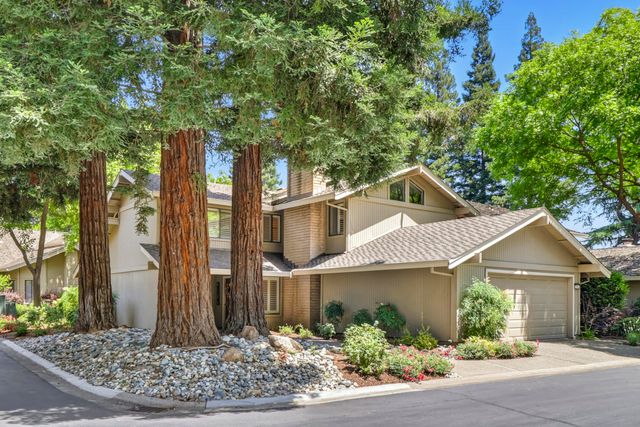 2044 University Park Drive, Sacramento, CA 95825
