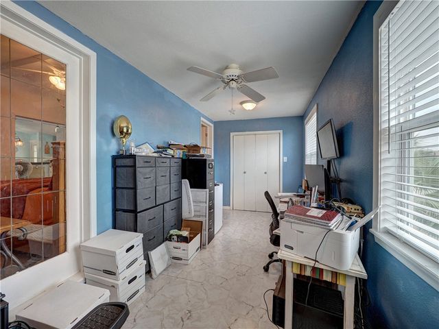 617 Pelican Circ, Port Aransas, TX 78373