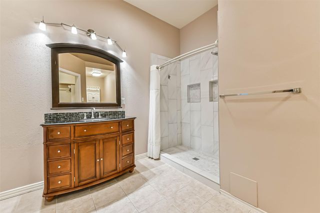 3327 S Country Meadows Lane, Pearland, TX 77584