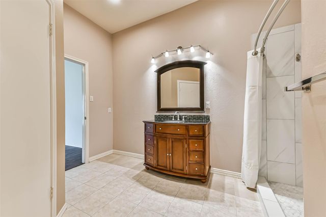 3327 S Country Meadows Lane, Pearland, TX 77584