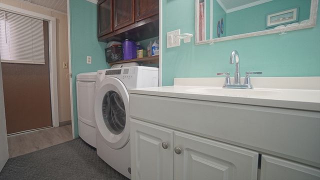 93 Grochmal Ave 126, Springfield, MA 01151