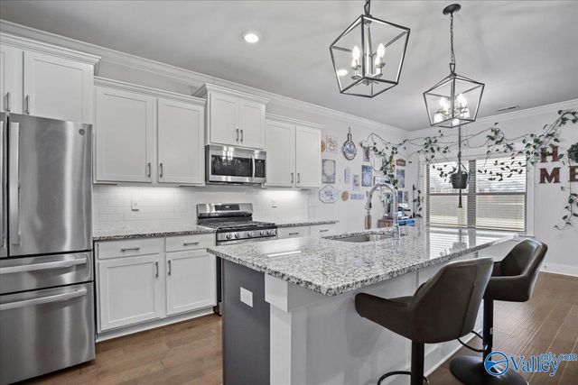 21808 Natures Cove Drive, Athens, AL 35613