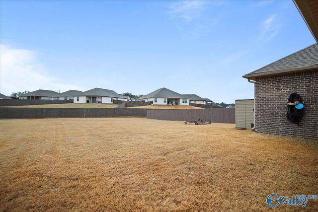 21808 Natures Cove Drive, Athens, AL 35613