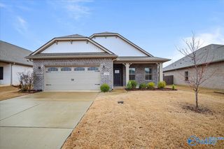 21808 Natures Cove Drive, Athens, AL 35613