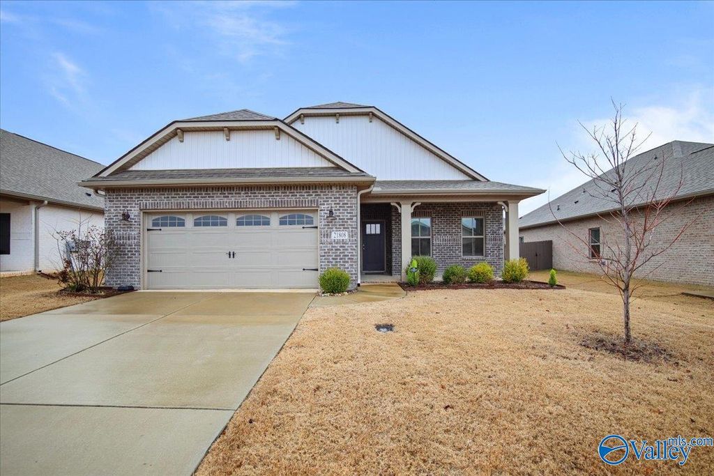 21808 Natures Cove Drive, Athens, AL 35613