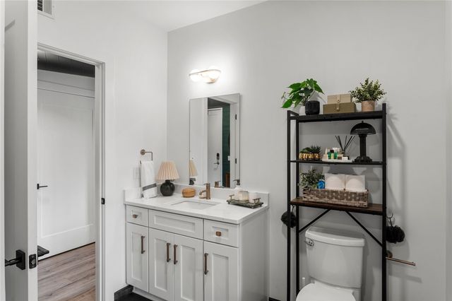 3725 Butler Street 209, Lawrenceville, PA 15201