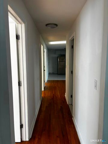 31 Manila Avenue 2, Woodbridge, CT 06525