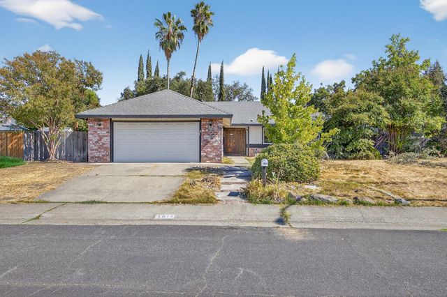 1513 Crestmont Oak Dr, Roseville, CA 95661