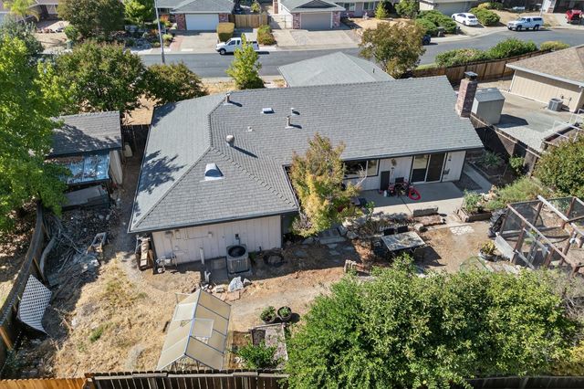 1513 Crestmont Oak Dr, Roseville, CA 95661