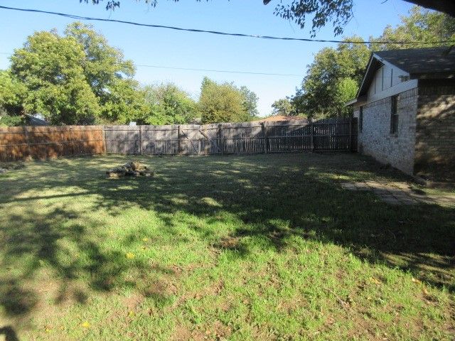 650 Deborah Court, Burleson, TX 76028