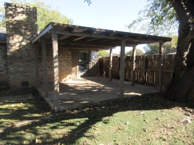 650 Deborah Court, Burleson, TX 76028