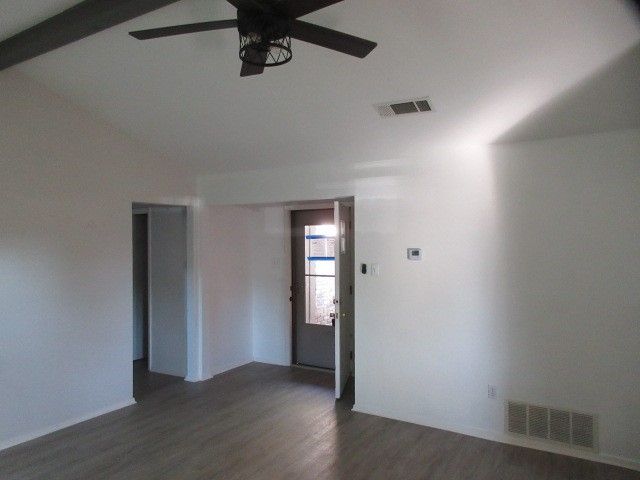 650 Deborah Court, Burleson, TX 76028