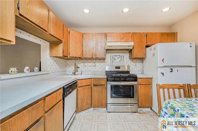 224 Palombi Court 224, East Brunswick, NJ 08816